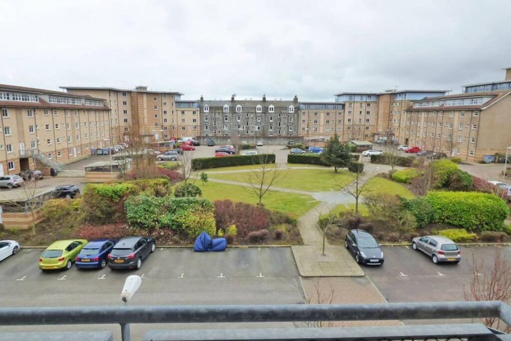 Comfortable, Self Contained 2 Double Beds Town Apartment Near Pittodrie Stadium Aberdeen Eksteriør bilde